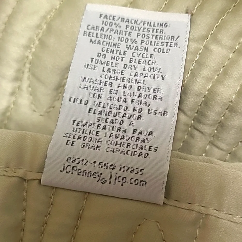 Cindy Crawford Style Elise Light Sage Green Satin Woodgrain Coverlet / Q…
